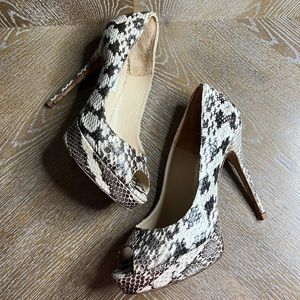 JIMMY CHOO Snake Platform Peep Toe Heels 38.5